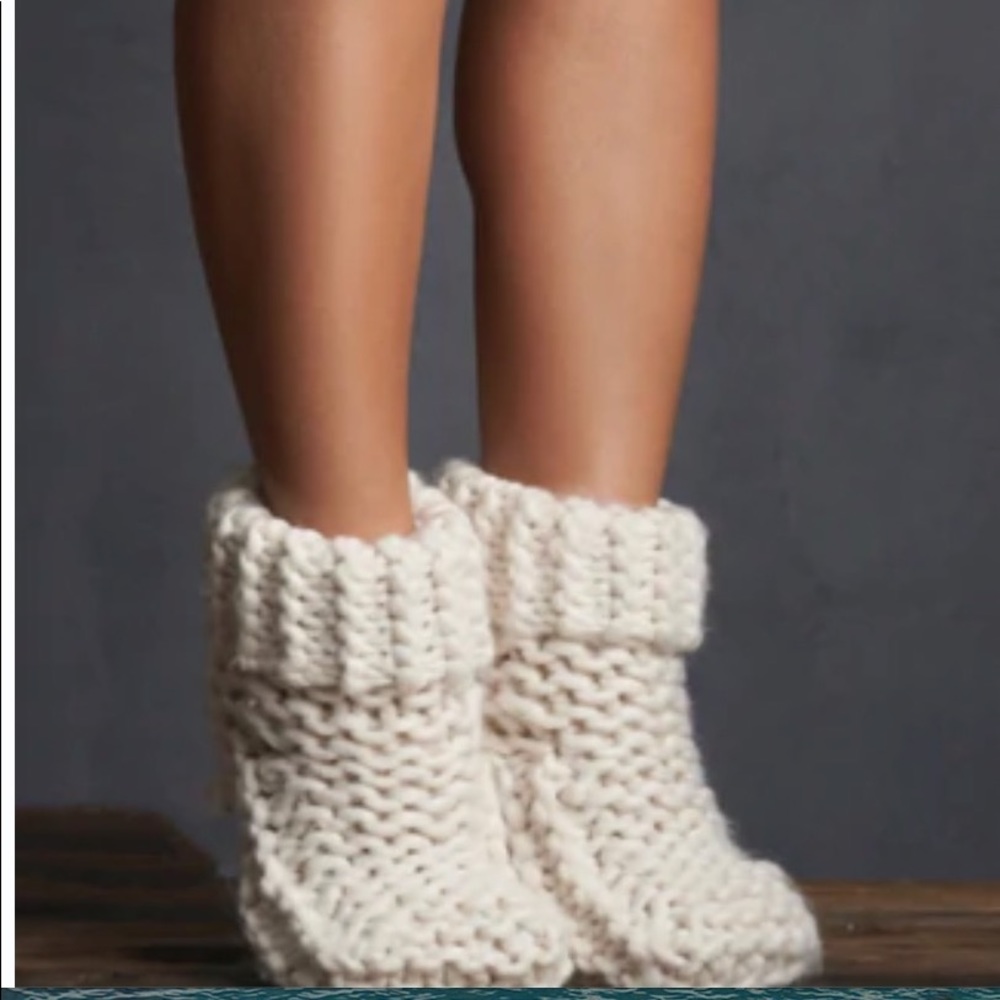 Knit Slippers -Ivory - Picture 3 of 5